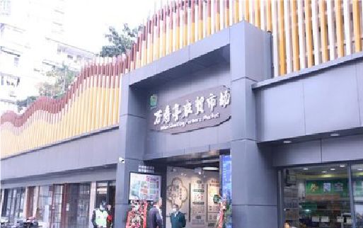 新化装招牌时，需要注意什么？